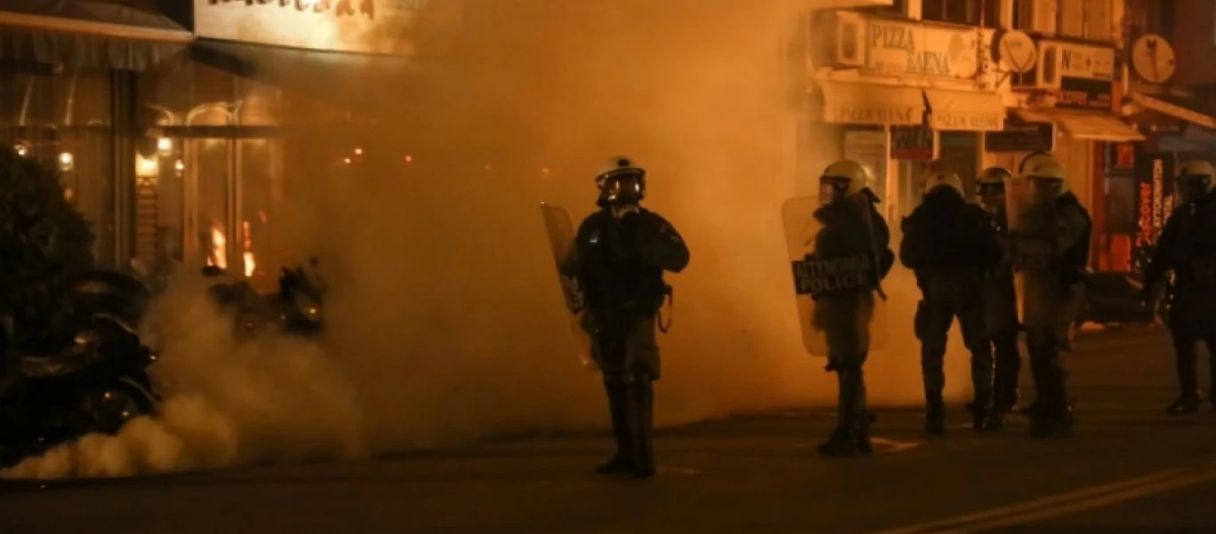 «Δεν αλλάζει σε τίποτα ο σχεδιασμός μας για τις νέες δομές - Θα κατασκευαστούν» λέει η κυβέρνηση παρά την κατακραυγή